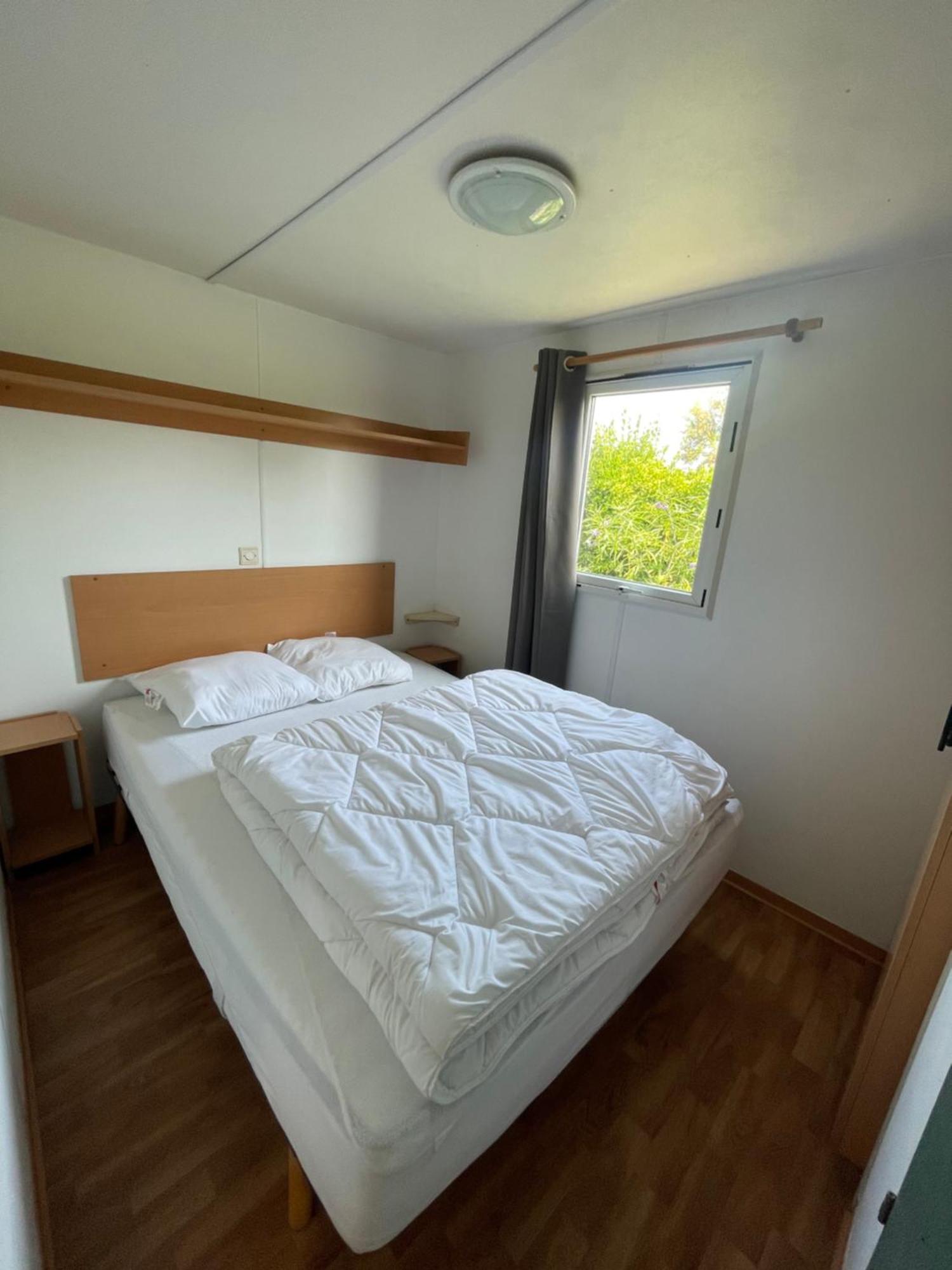 Mobilhome Sur Terrain Prive Dans Les Tamarins * Saint-Denis-dʼOléron